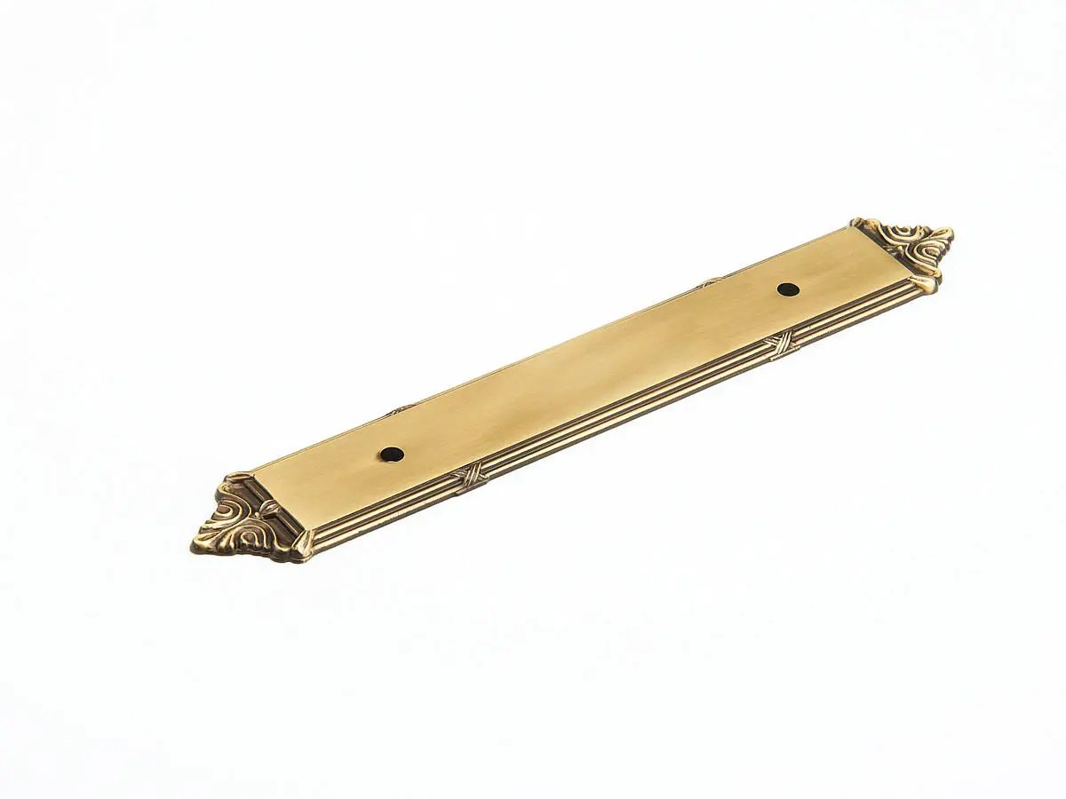 Schaub Versailles 96 Mm Centre To Centre Cabinet Backplate by Schaub