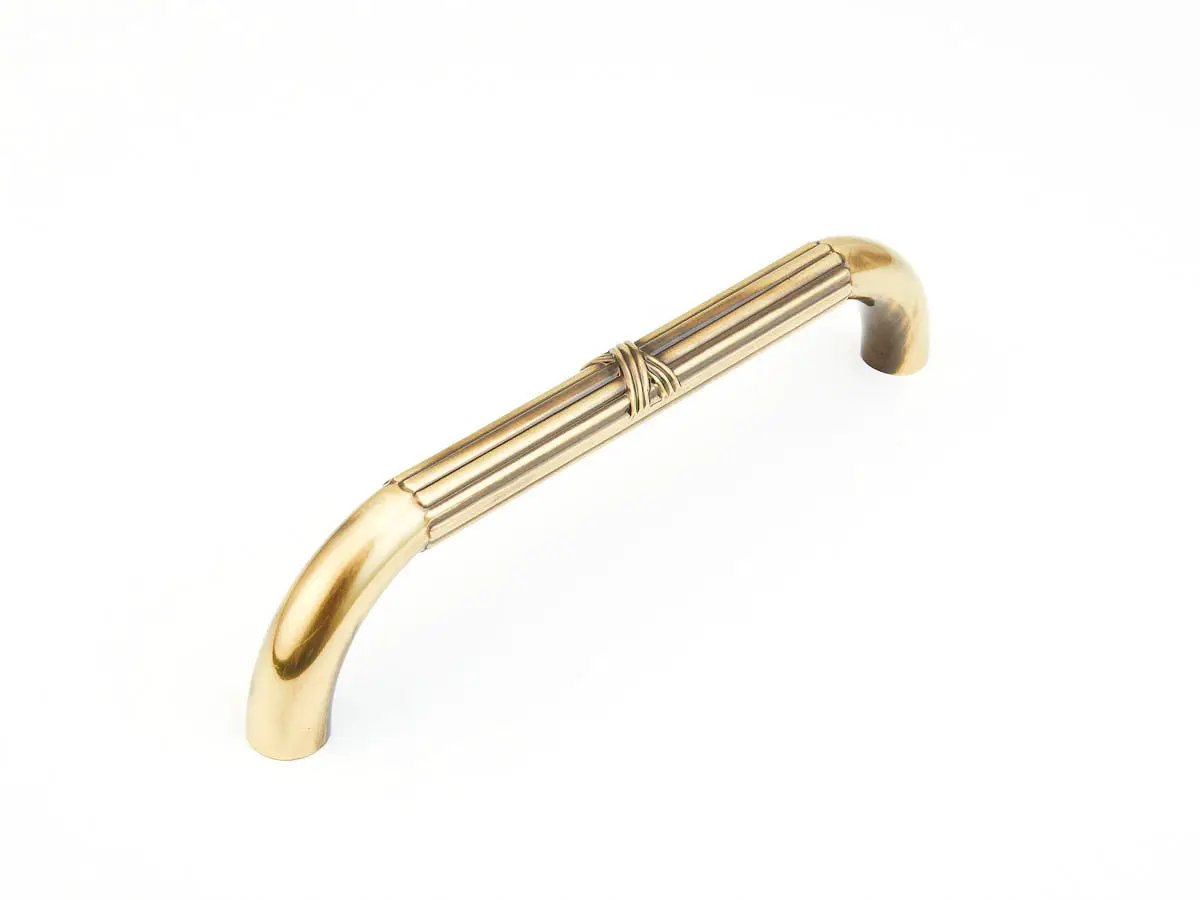 Schaub Versailles 10" Centre To Centre Appliance Pull by Schaub