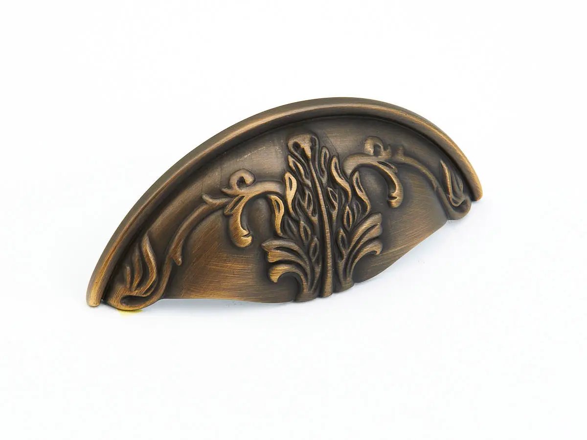Schaub Corinthian 3" Centre To Centre Cabinet Cup Pull by Schaub