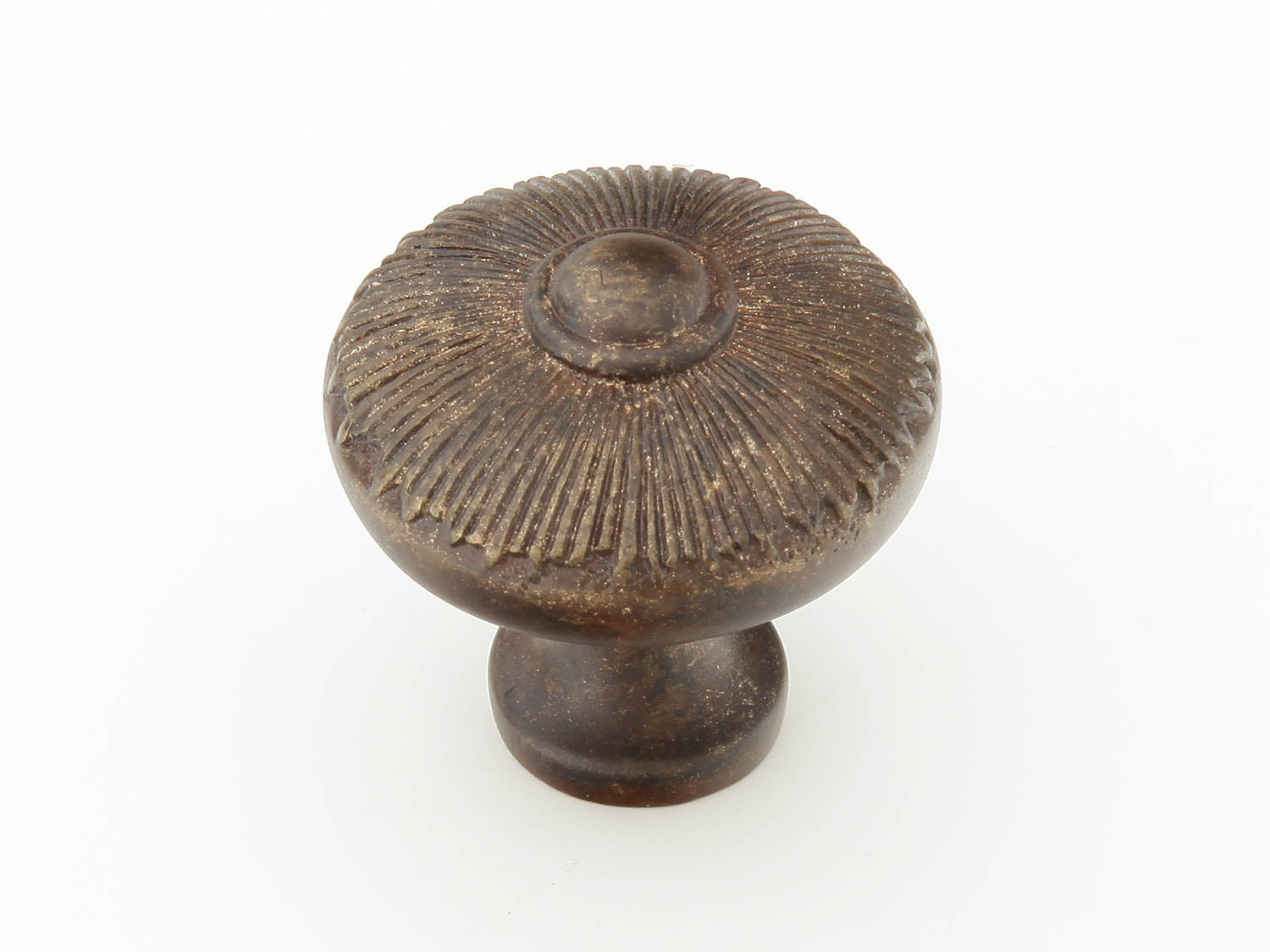 highlighted bronze cabinet knob