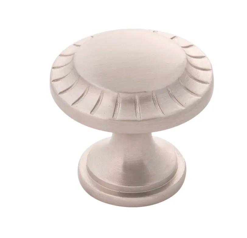 Belwith Keeler Vintage 1900 Knob, 1-3/16" Dia. by Belwith Keeler