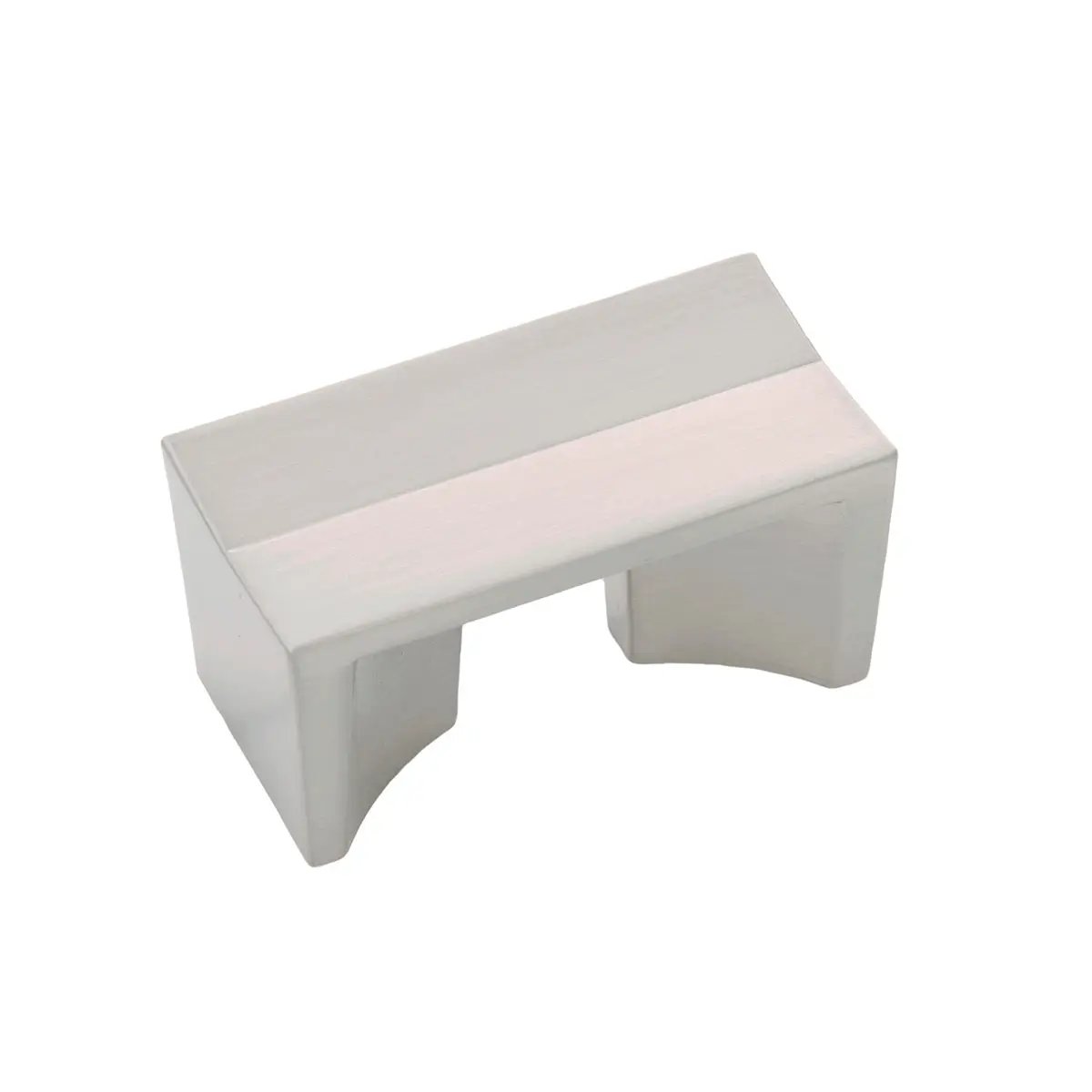 Belwith Keeler Avenue Pull, 1-1/2" C/C by Belwith Keeler