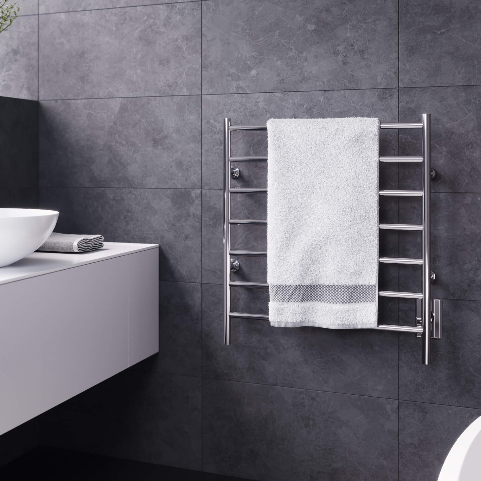 Chrome towel warmer
