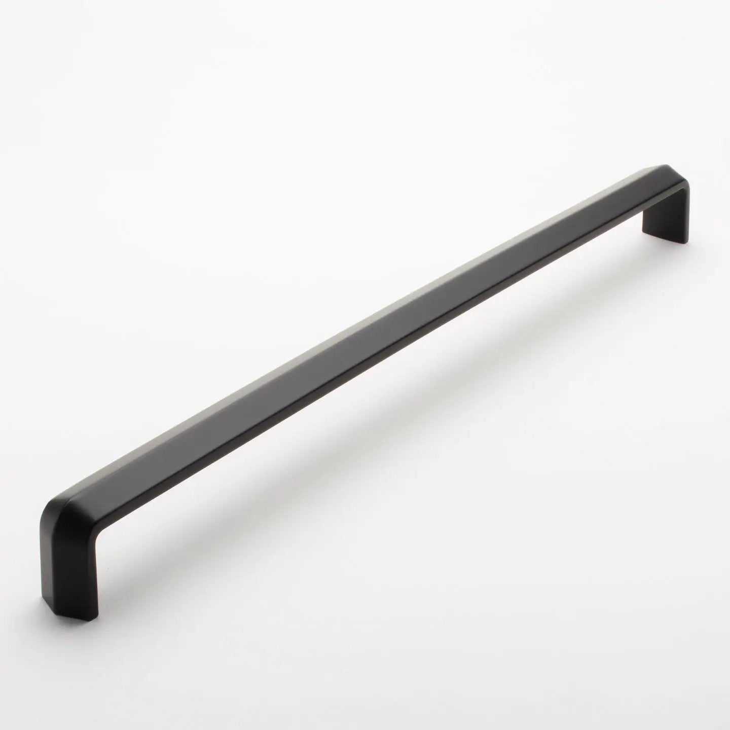 Sietto Eternity 18" Pull by Sietto