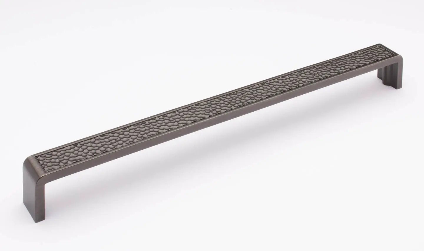 Sietto Hammered 12" Pull by Sietto