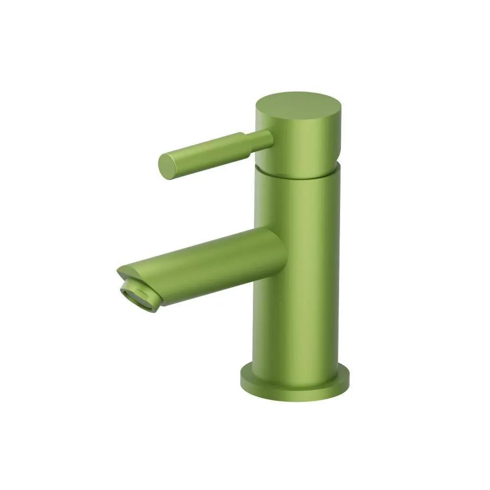 Flusso Serie 100 Single Hole Bathroom Faucet by Flusso