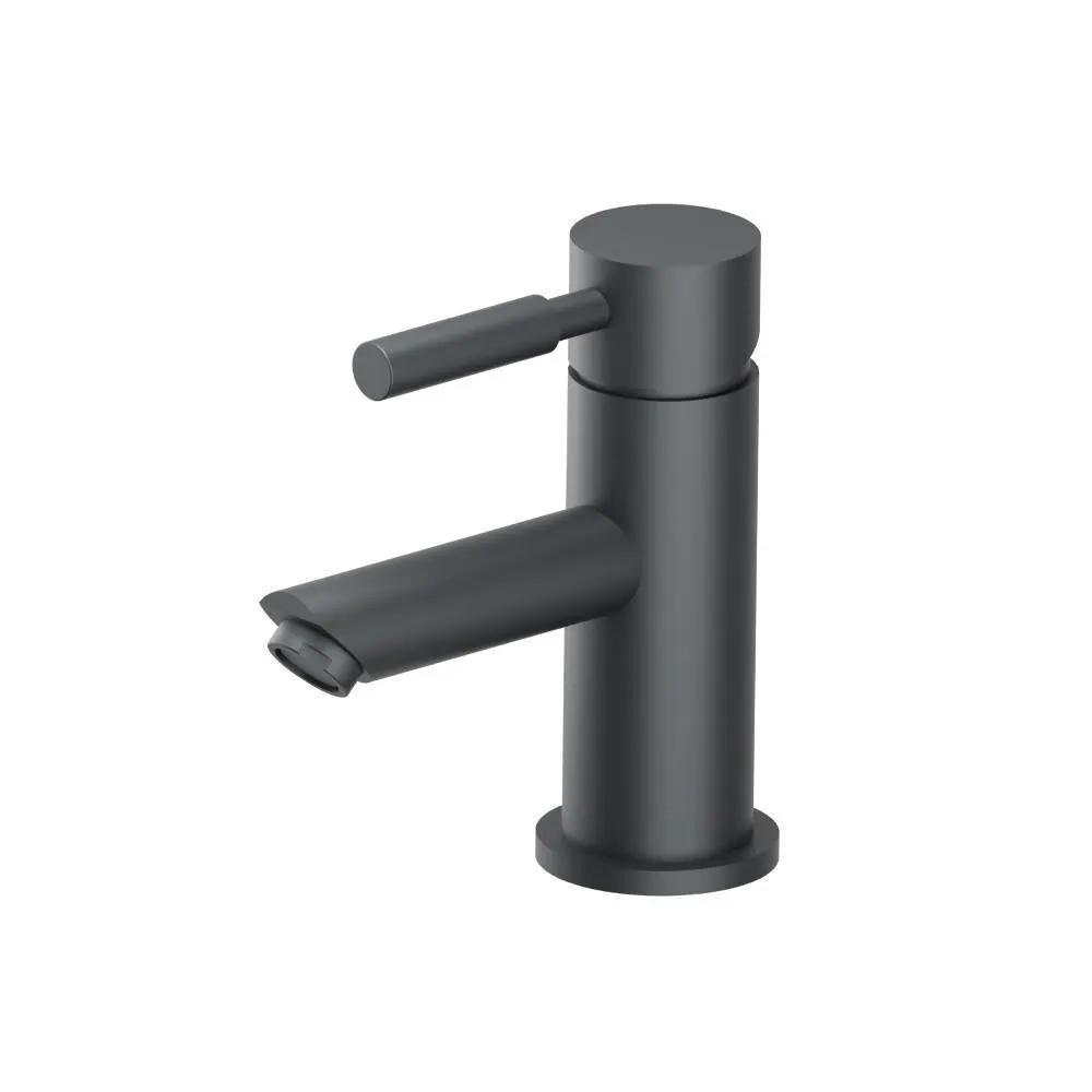 Flusso Serie 100 Single Hole Bathroom Faucet by Flusso