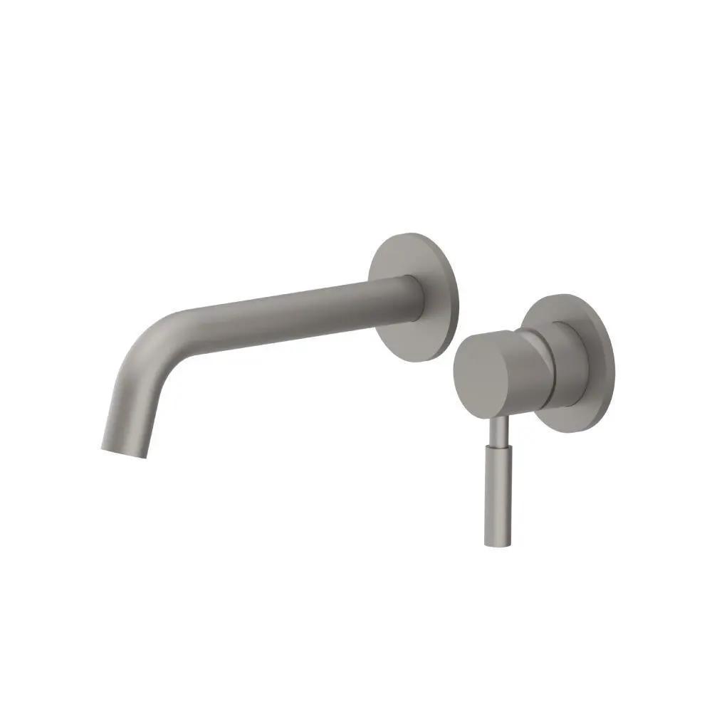 Flusso Serie 100 Single Handle Wall Mounted Bathroom Faucet by Flusso