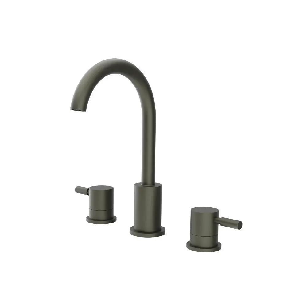 Flusso Serie 100 Three Hole 8" Widespread Two Handle Bathroom Faucet by Flusso
