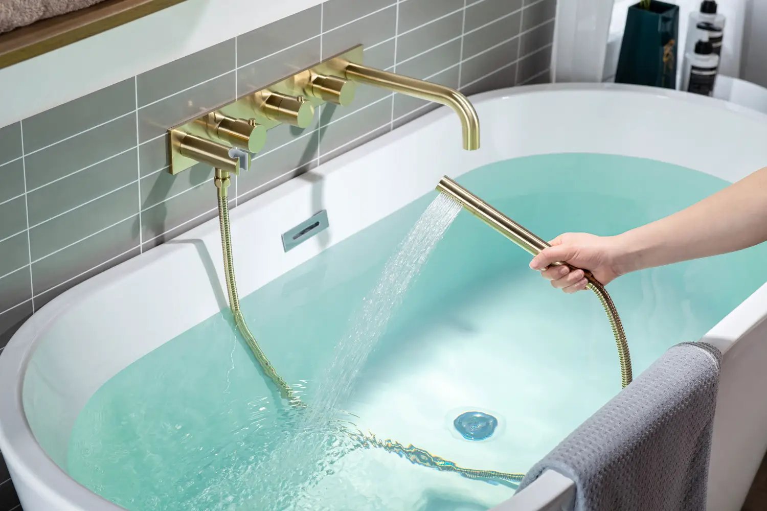 brushed nickel pvd tub filler