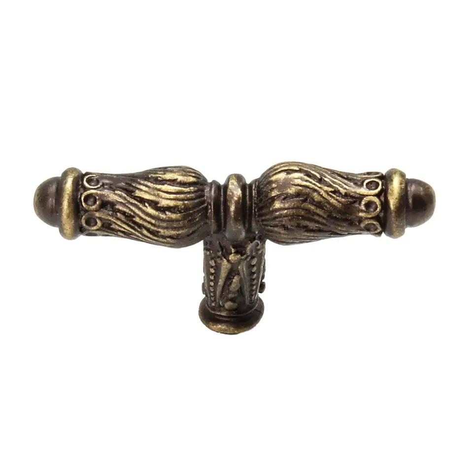 Carpe Diem Acanthus Iii Knob with Feather Scroll by Carpe Diem