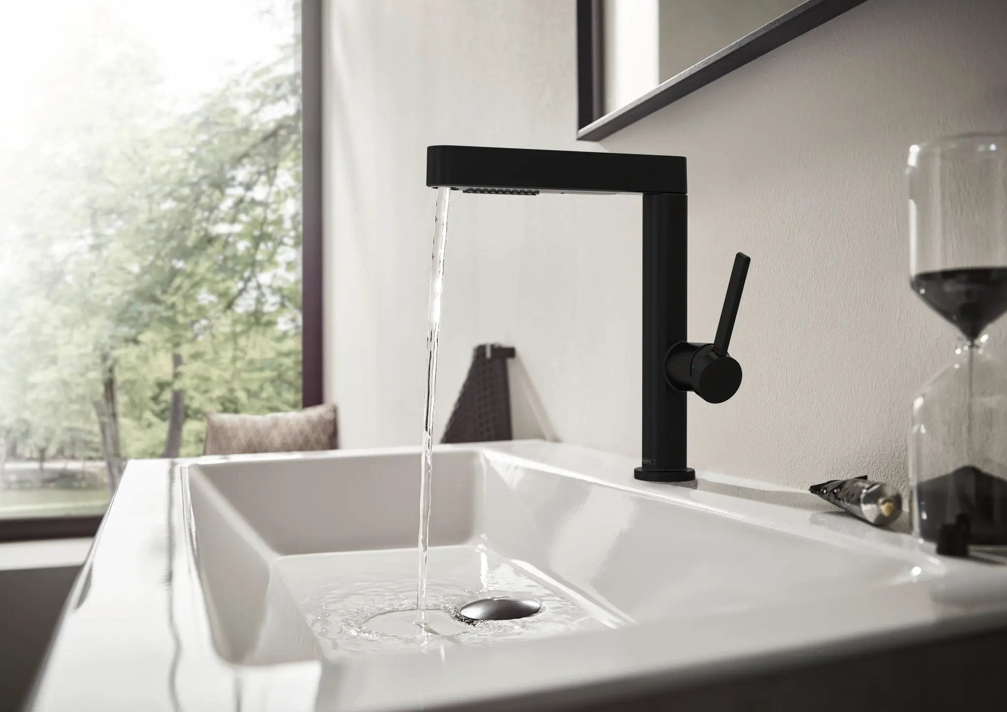 matte black bathroom faucet