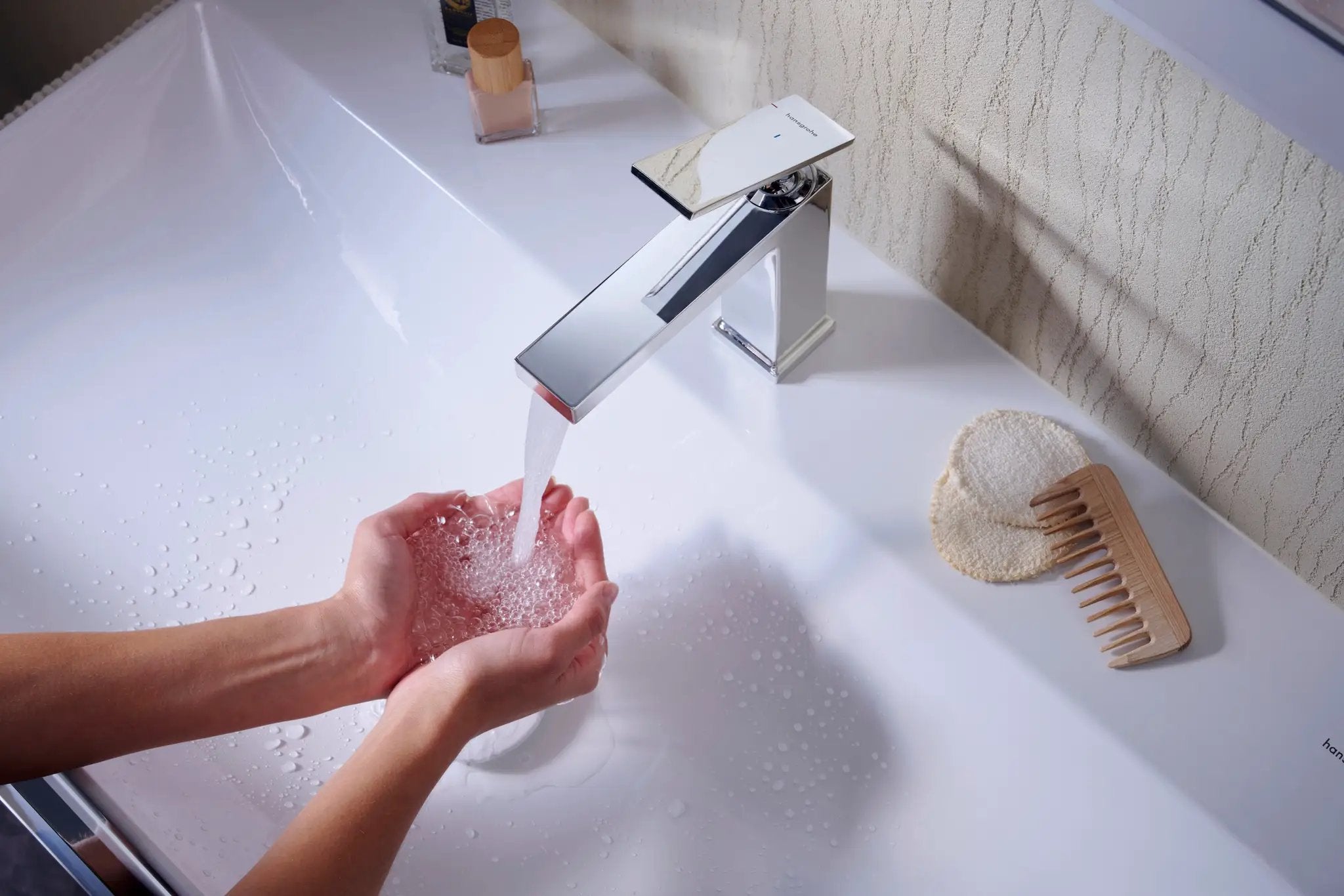 chrome bathroom faucet