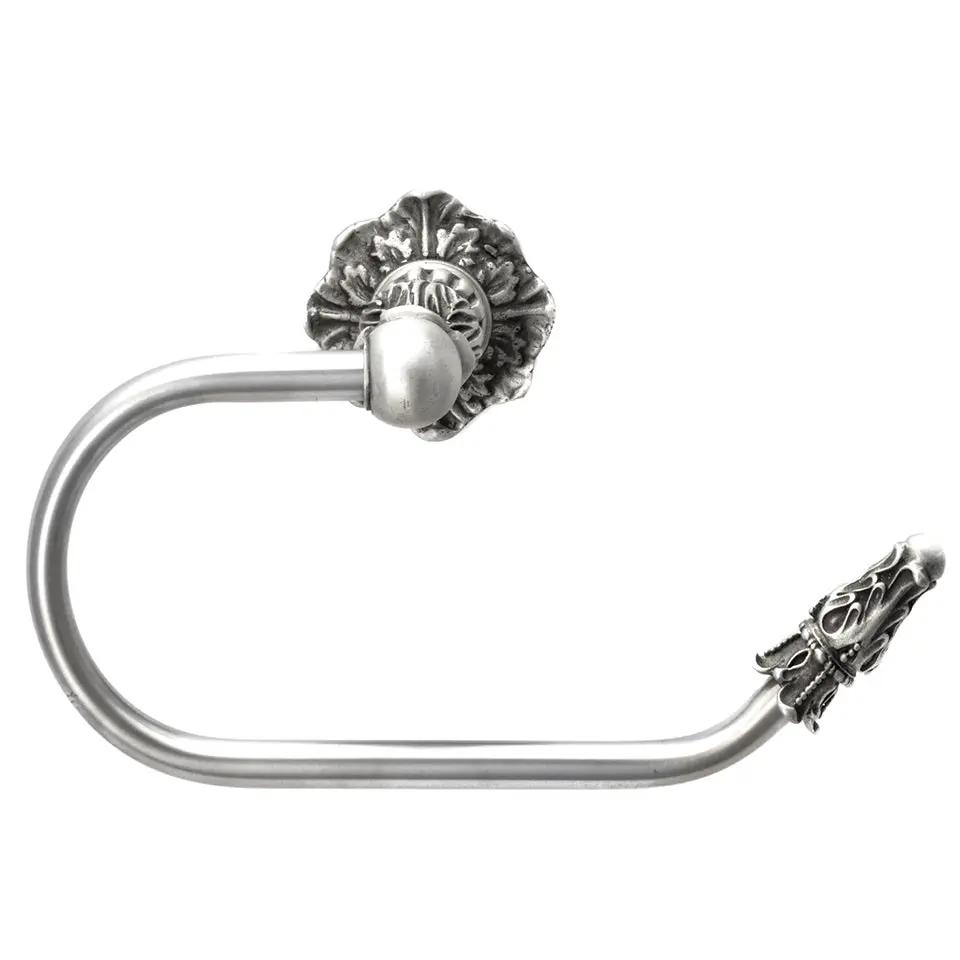 Carpe Diem Acanthus Swing Tissue Smooth Ring Right Renaissance Style by Carpe Diem