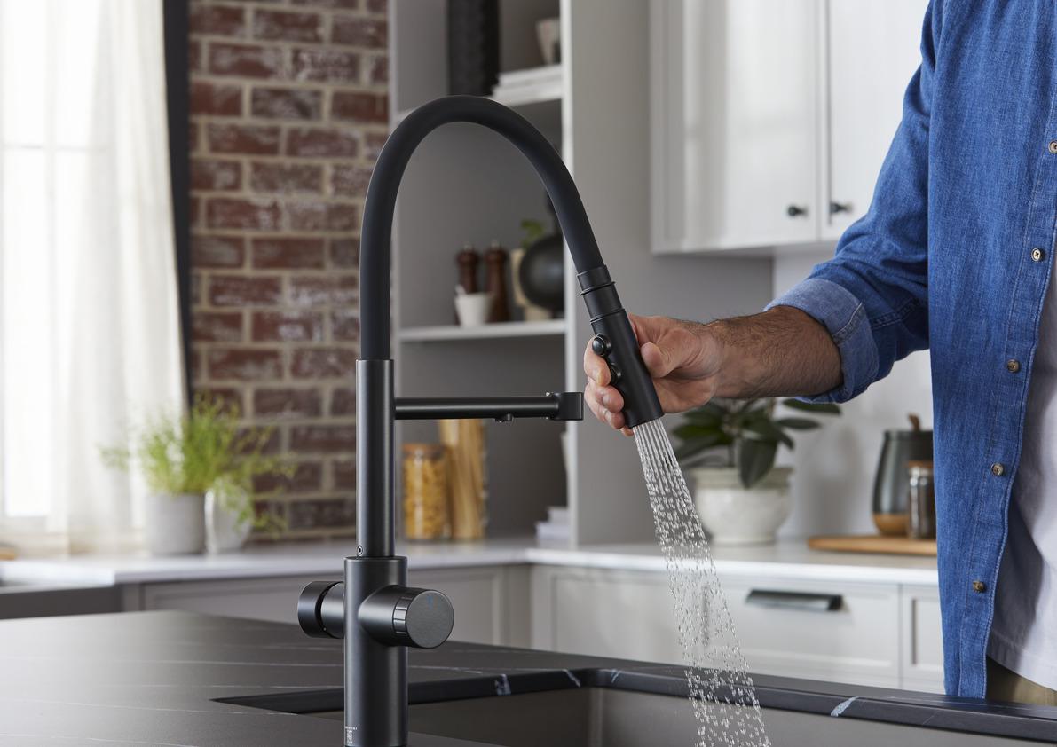 matte black faucet