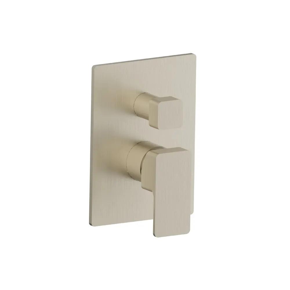 Flusso Serie 196 Tub / Shower Trim with Pressure Balance Valve - 3-Output by Flusso