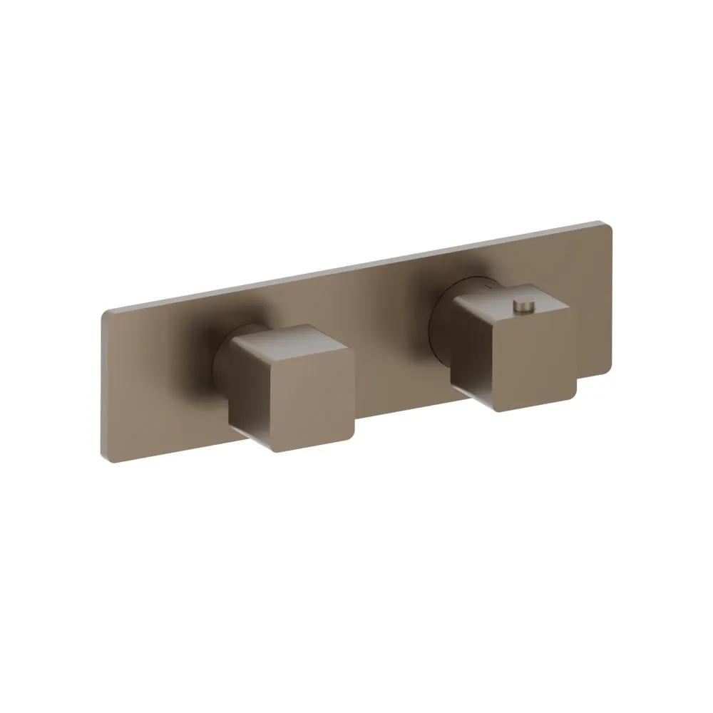 Flusso Serie 196 3/4" Horizontal Thermostatic Shower Valve and Trim - 3 Output by Flusso