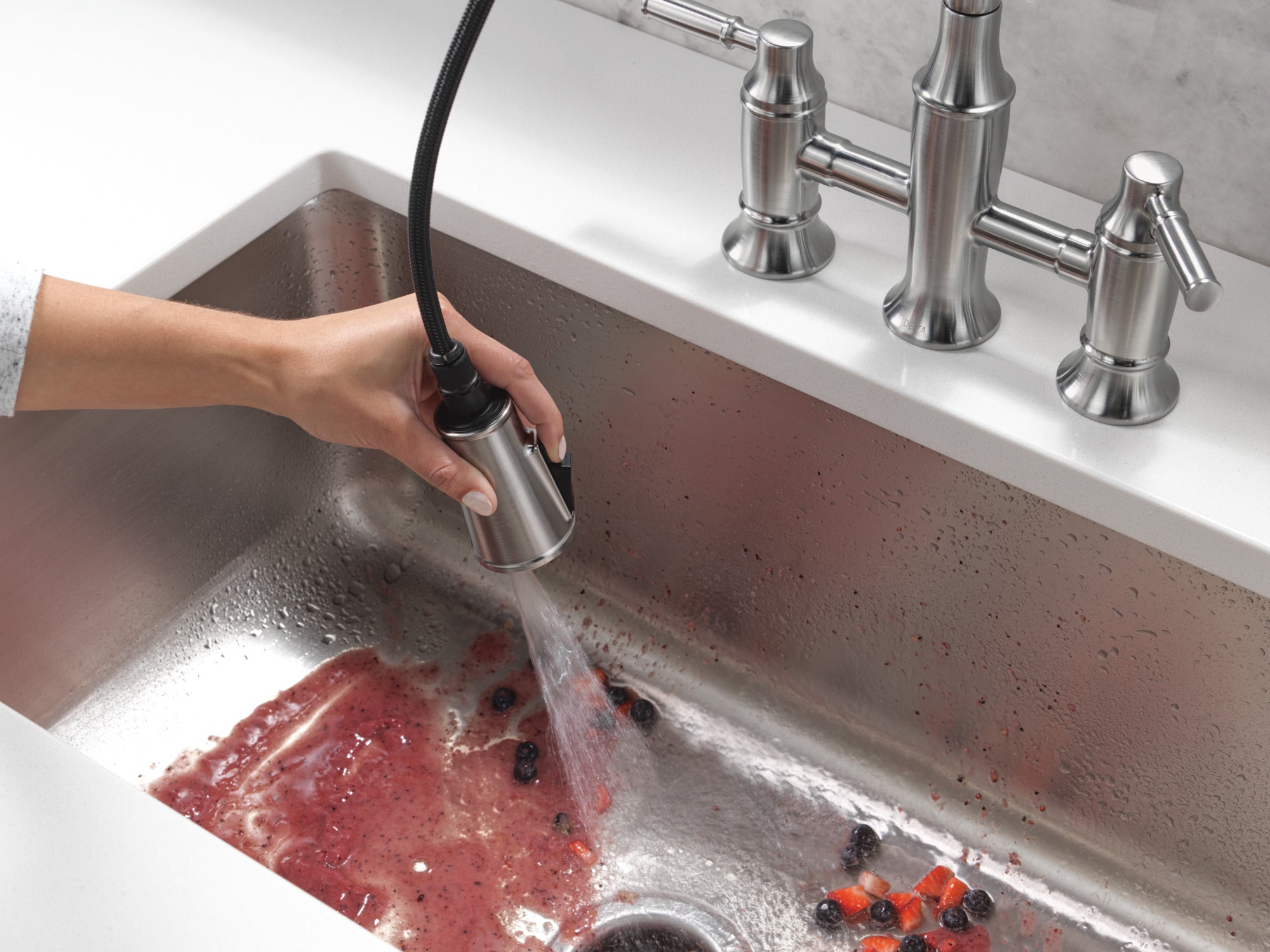 lumicoat arctic stainless kitchen faucet