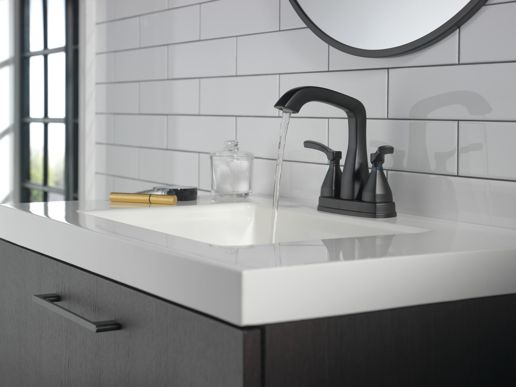 matte black bathroom faucet