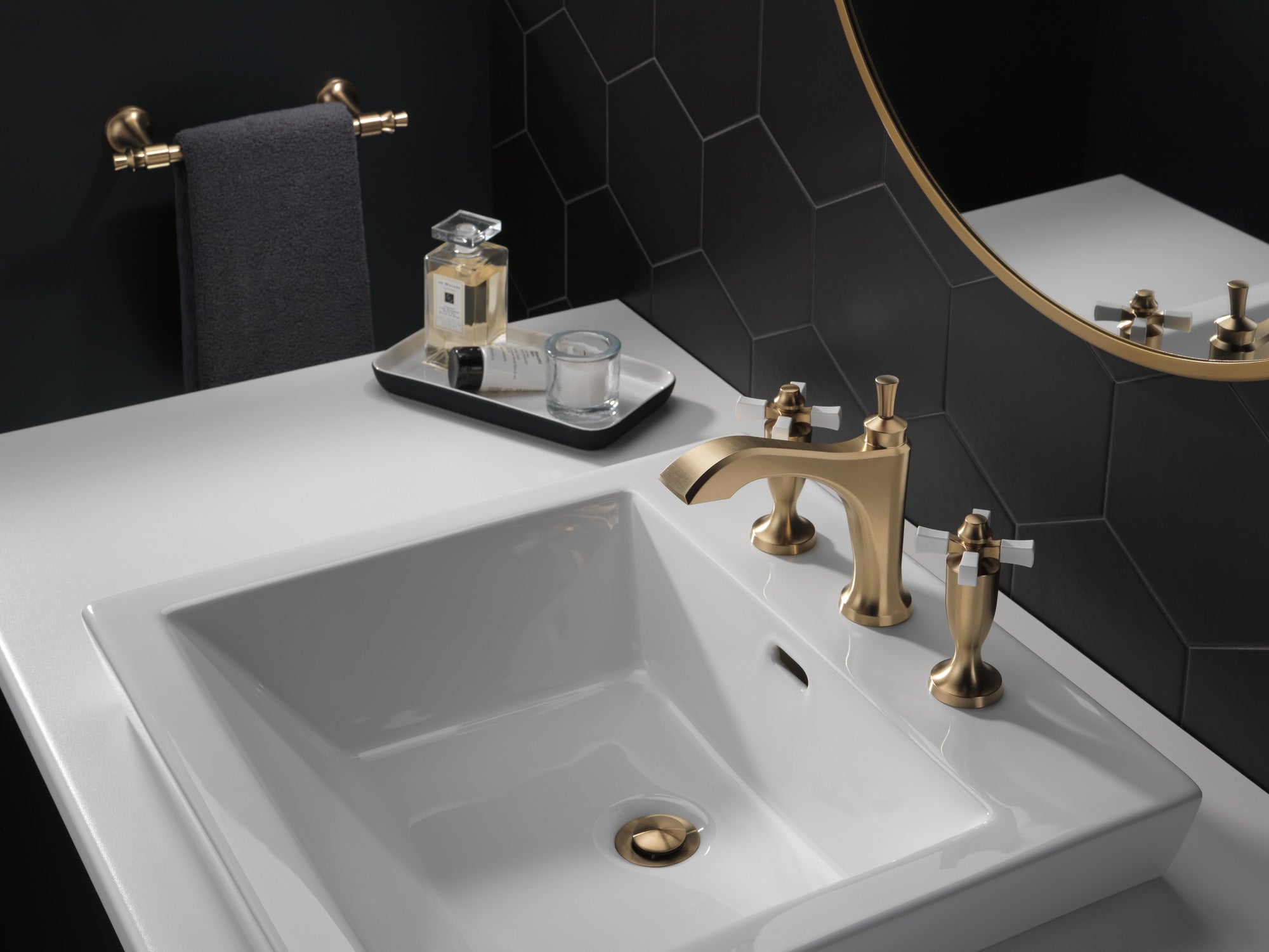 champagne bronze / porcelain bathroom faucet