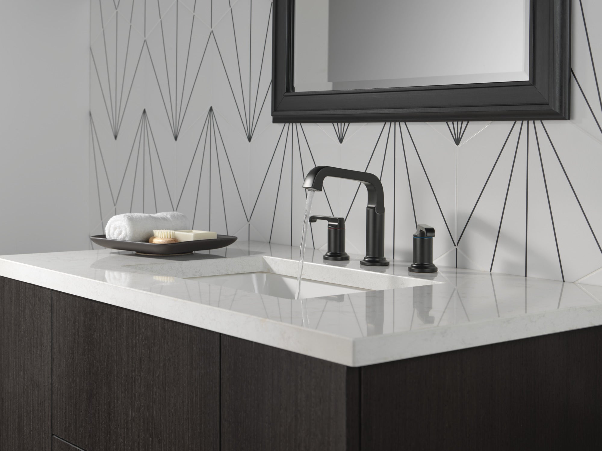 matte black bathroom faucet