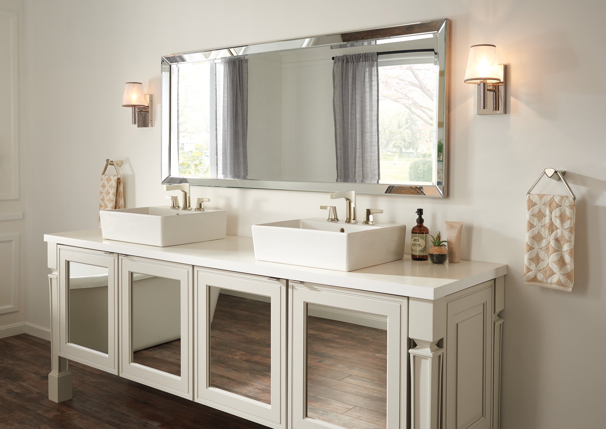 polished nickel bathroom faucet