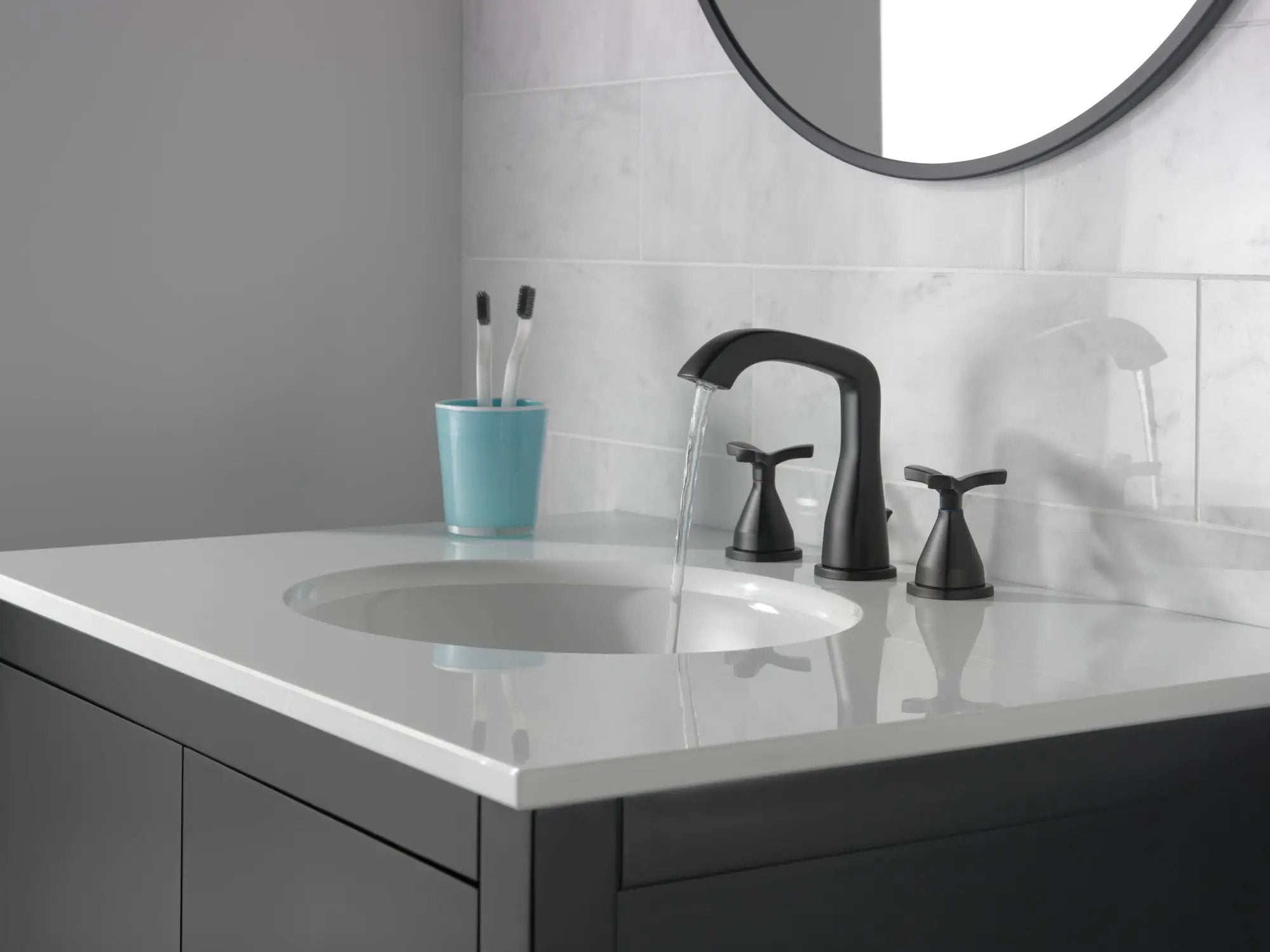 matte black bathroom faucet