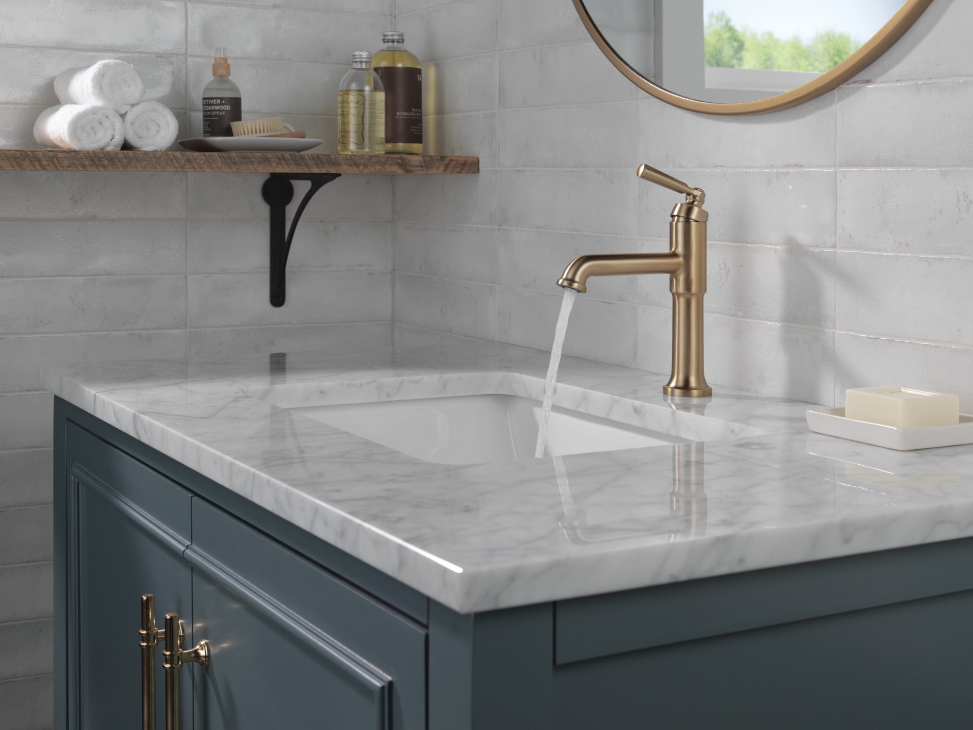 champagne bronze bathroom faucet