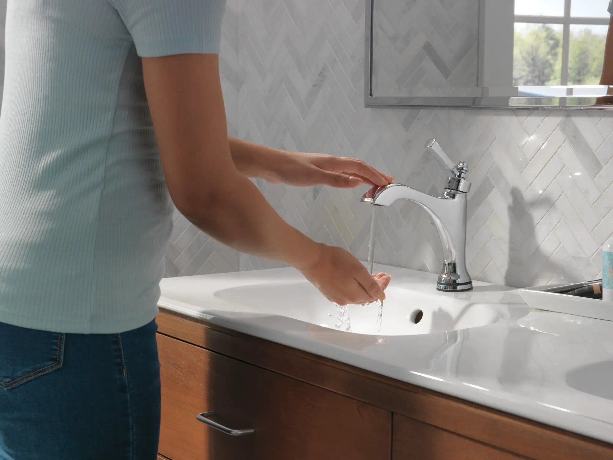 chrome bathroom faucet