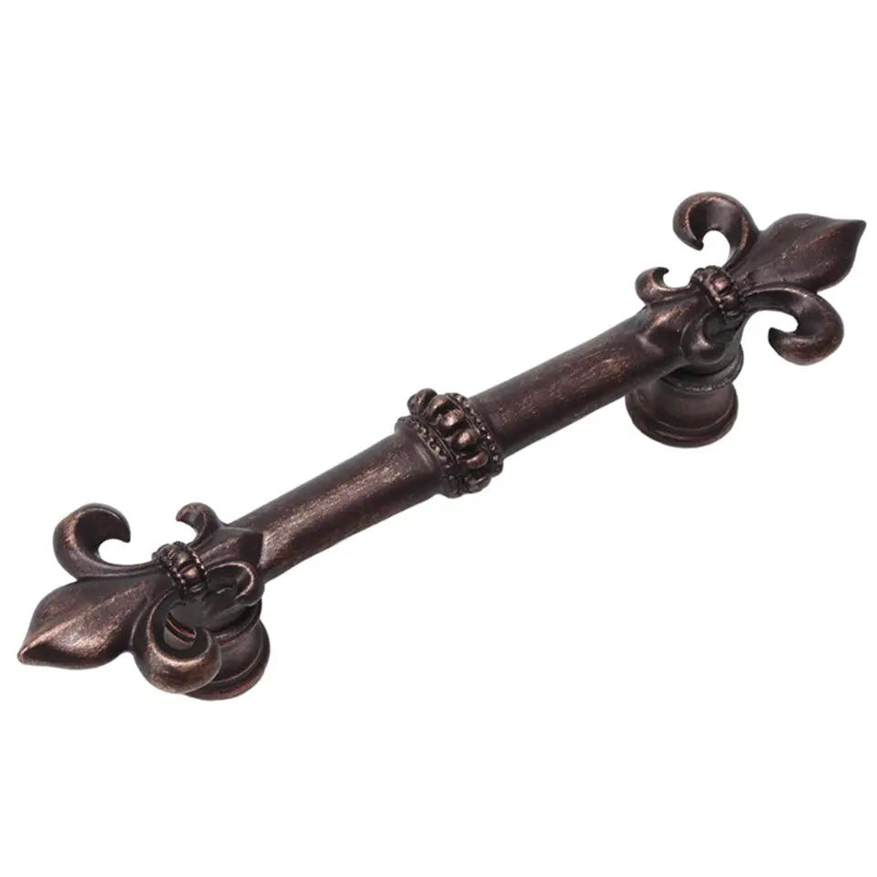 Carpe Diem Charlemagne Pull with Large Fleur De Lys by Carpe Diem