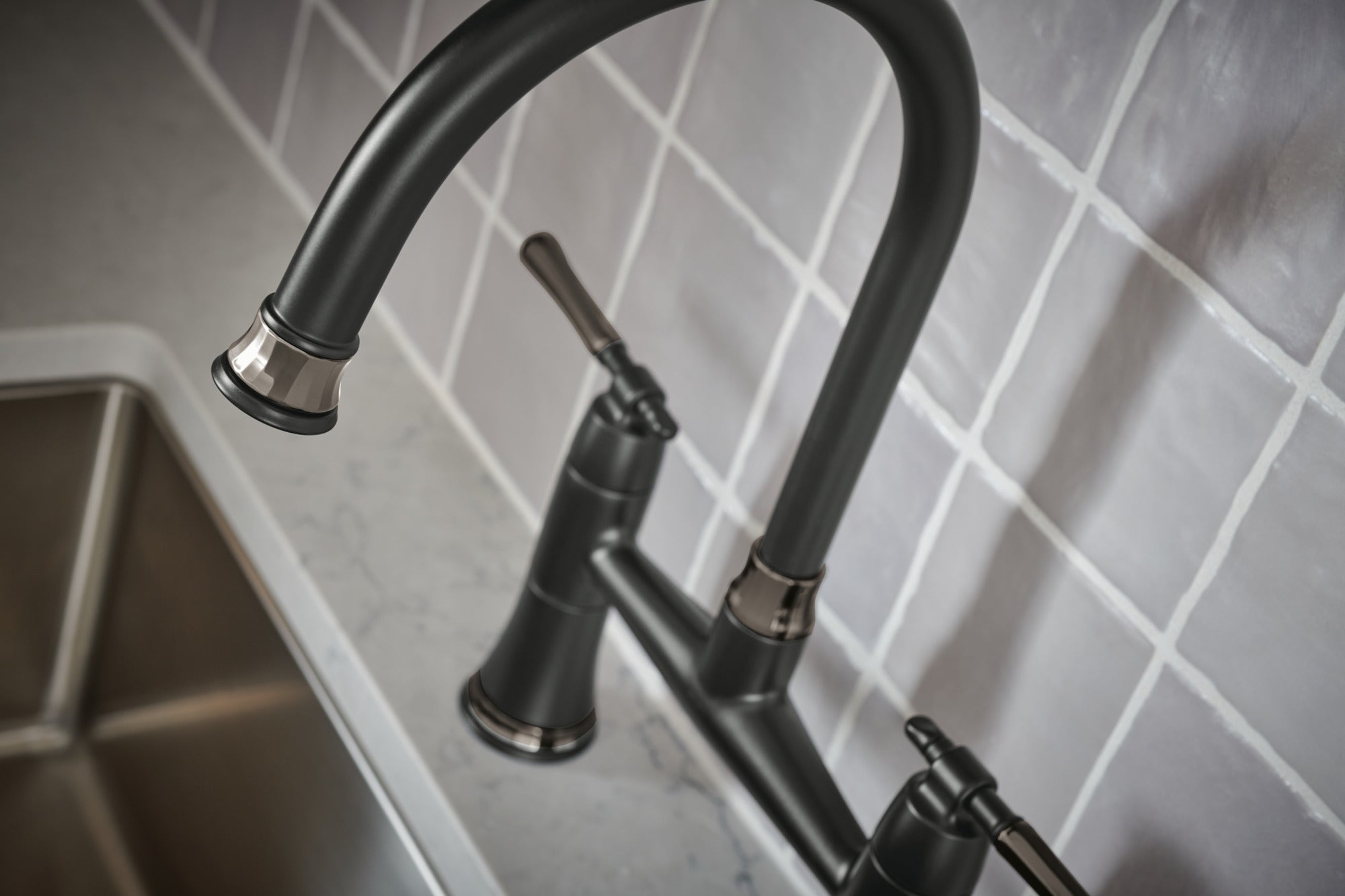 matte black / brilliance black onyx kitchen faucet