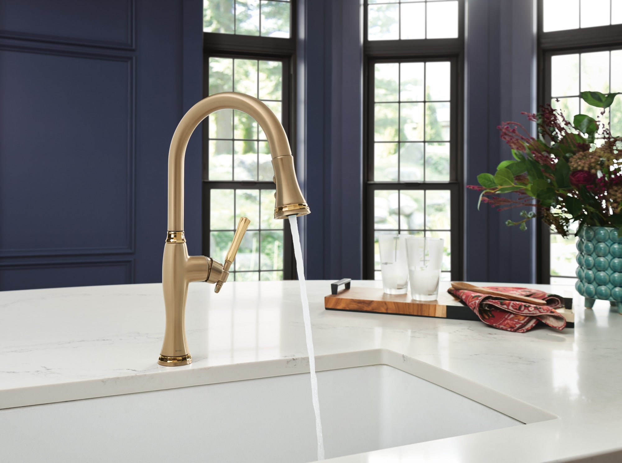 luxe gold / polished gold kitchen faucet