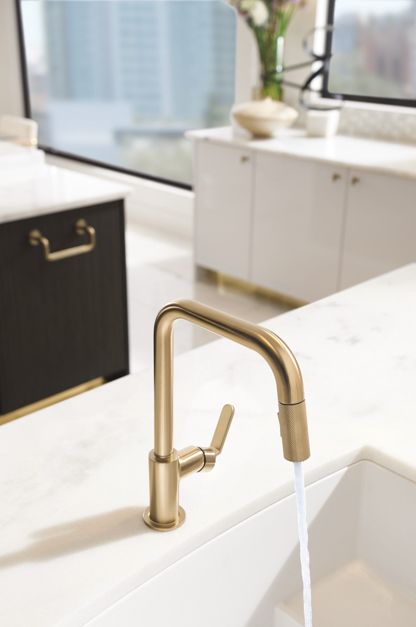 luxe gold kitchen faucet