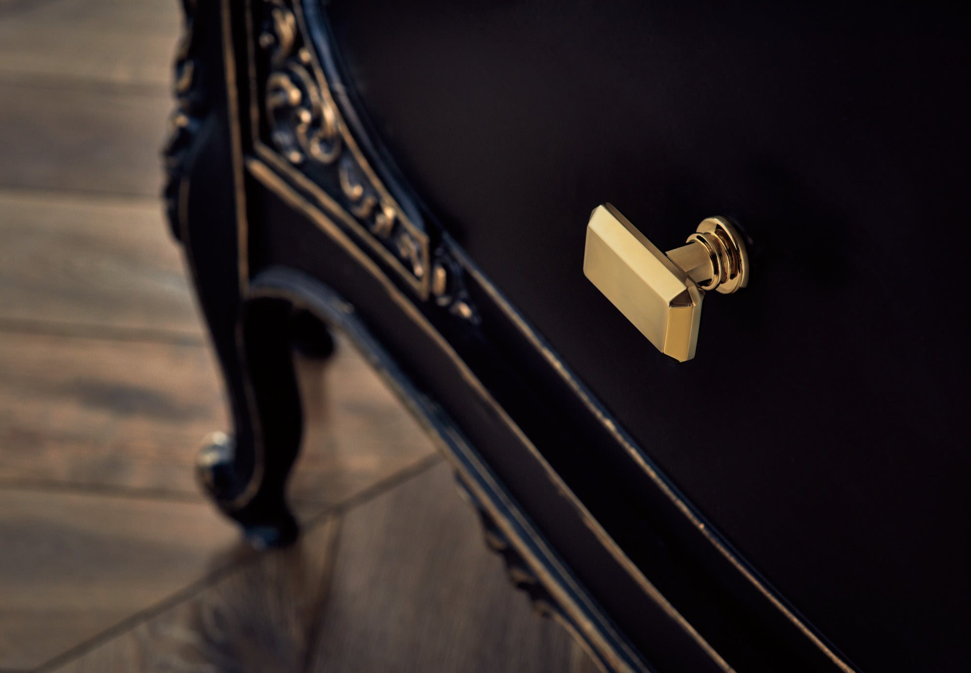 polished gold drawer knob