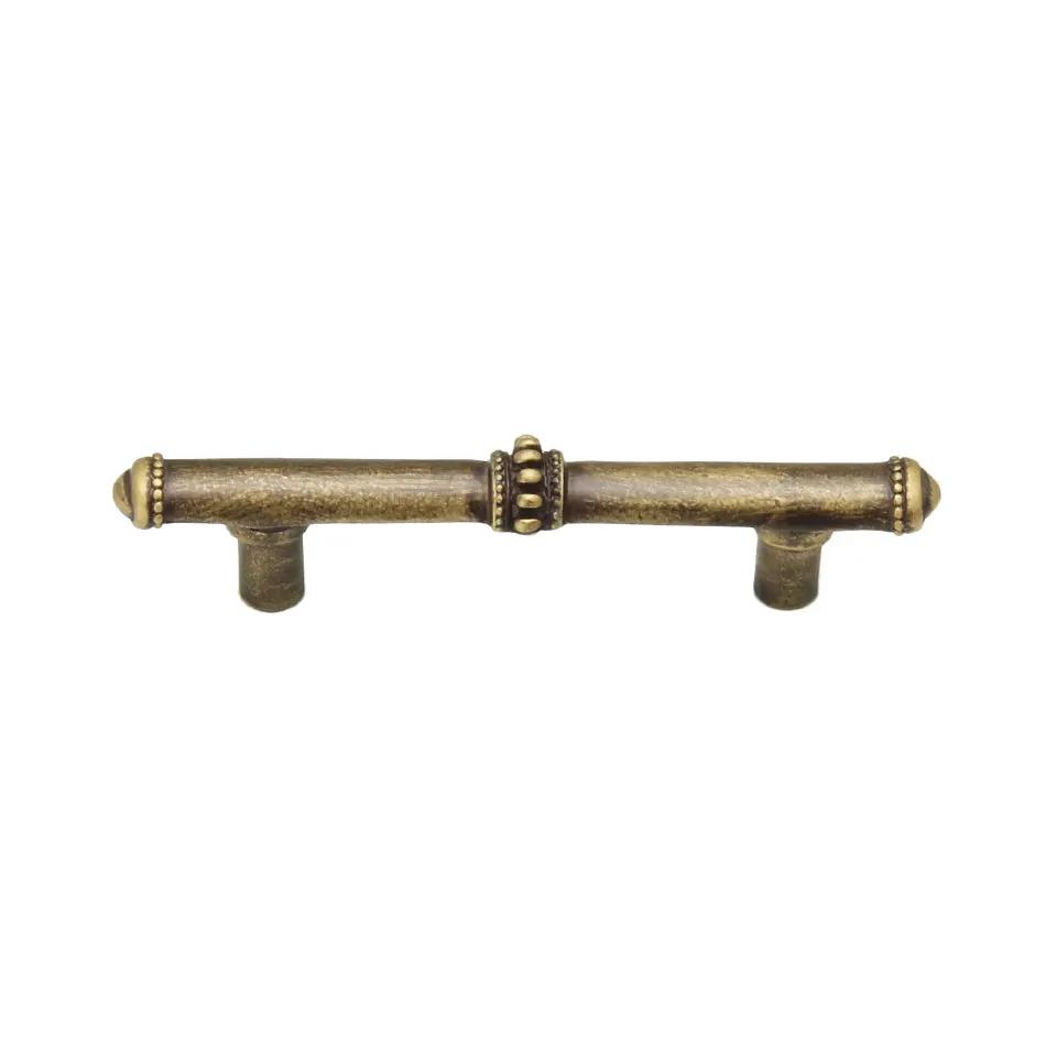 Carpe Diem Classic Pull with Beaded Treatment On Center and Ends by Carpe Diem