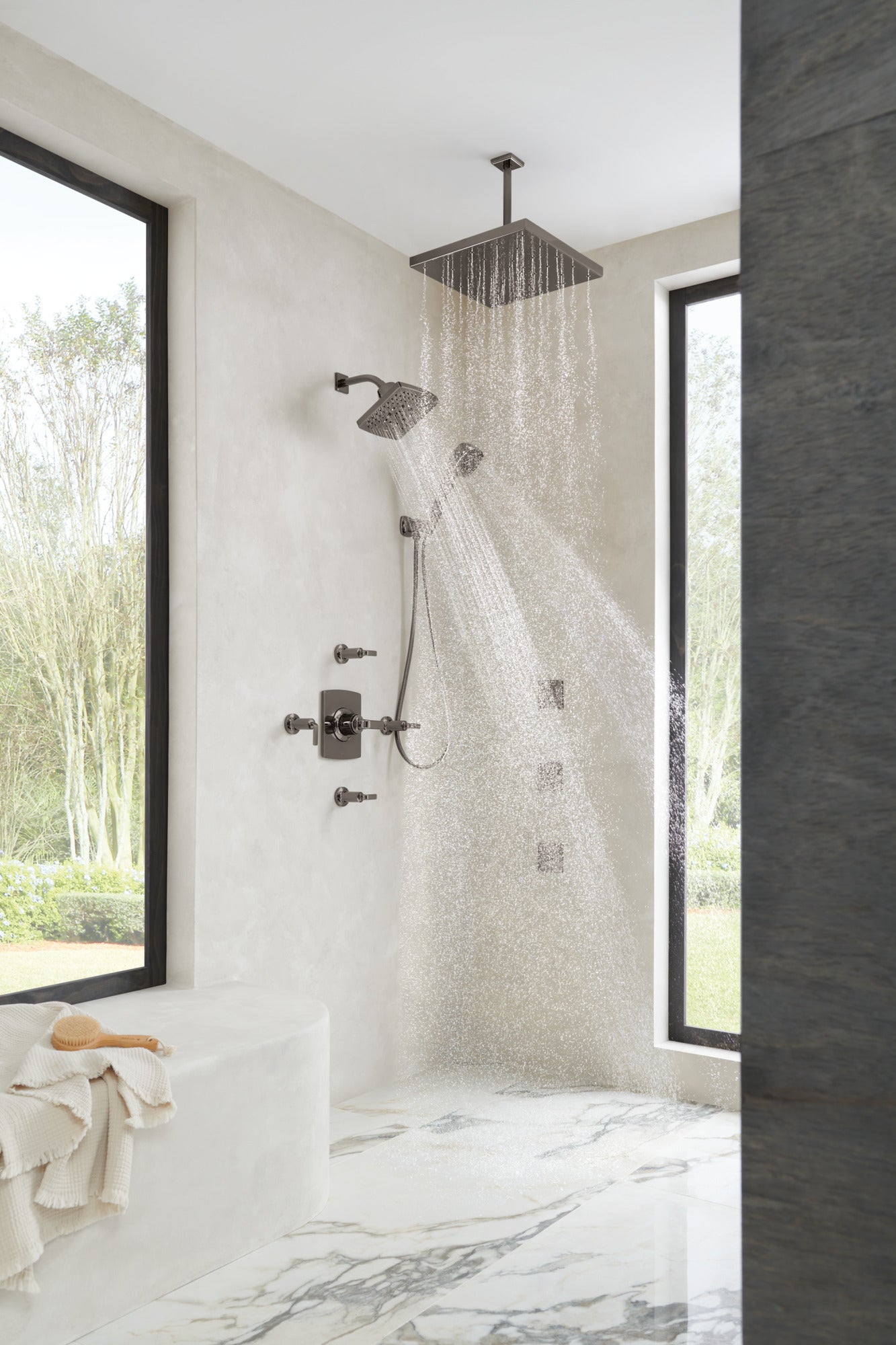 brilliance black onyx shower head