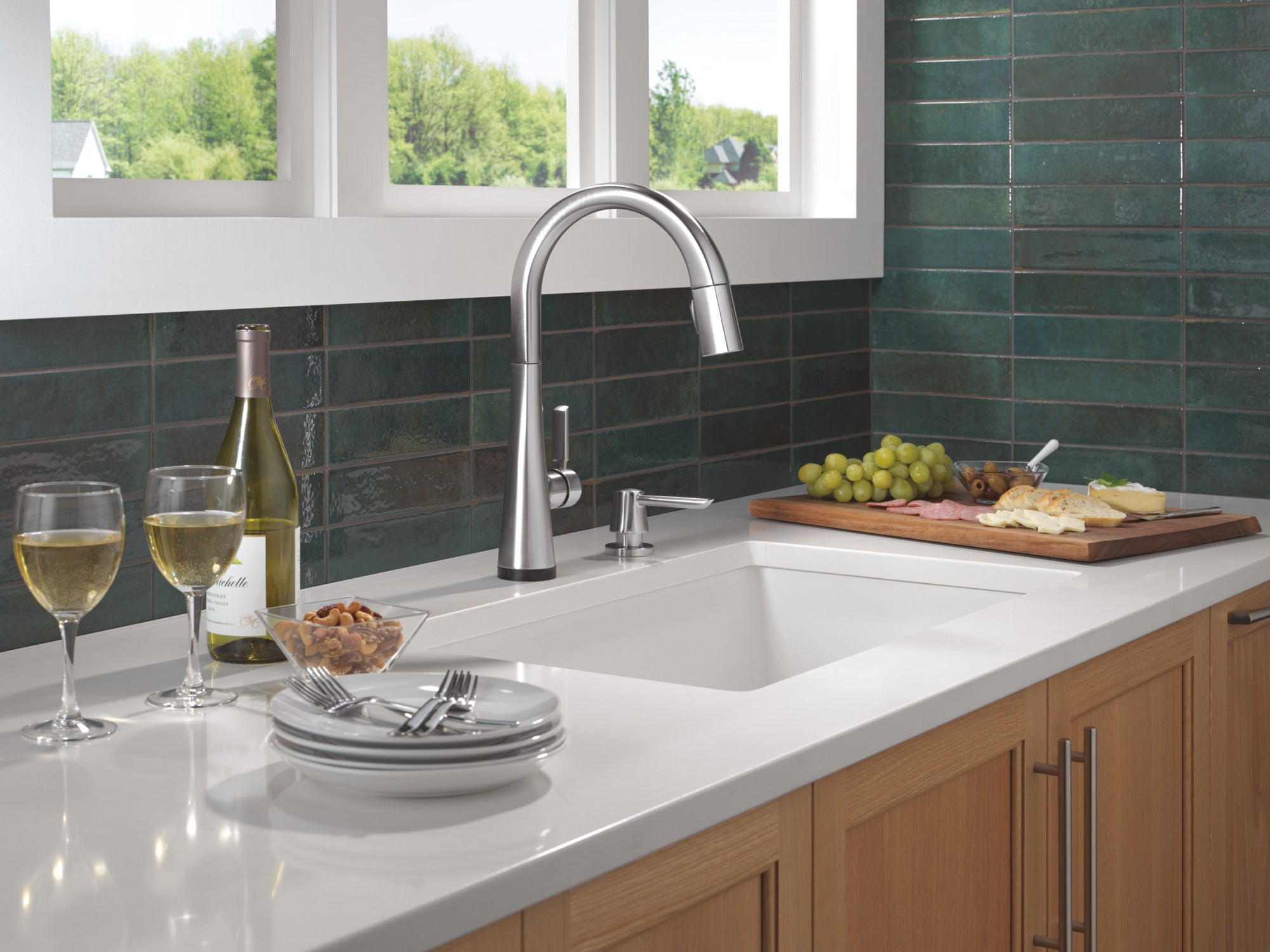 lumicoat arctic stainless kitchen faucet