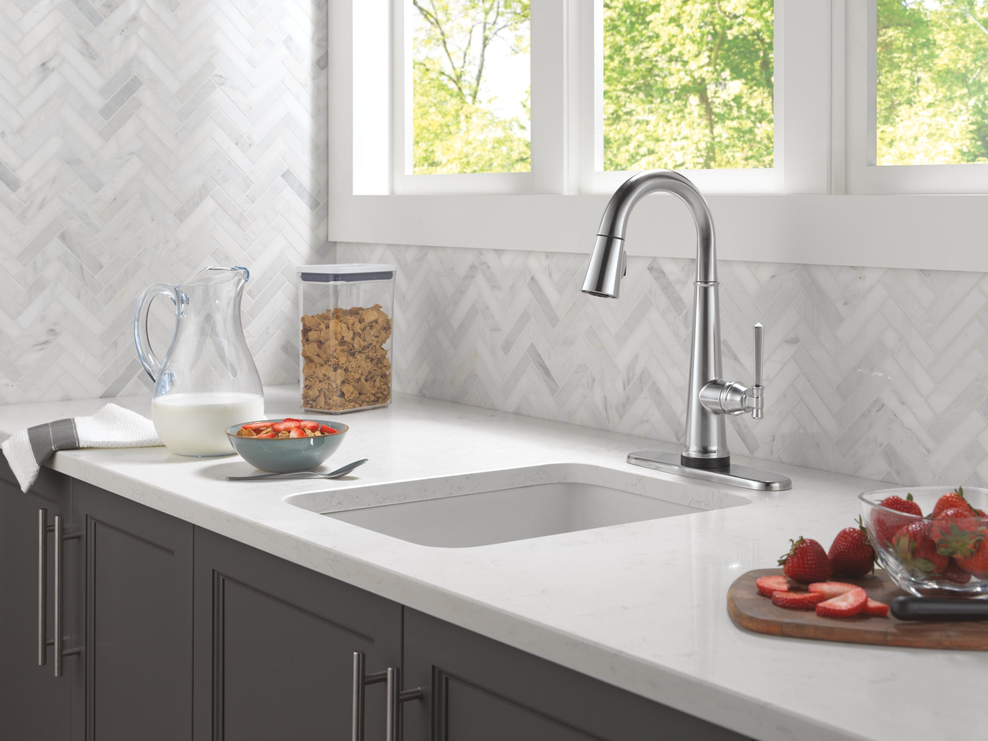 lumicoat arctic stainless kitchen faucet