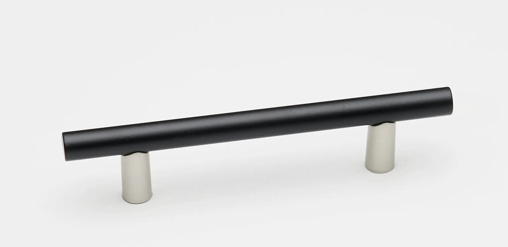 Alno Vita Bella 4" Pull Smooth Bar by Alno