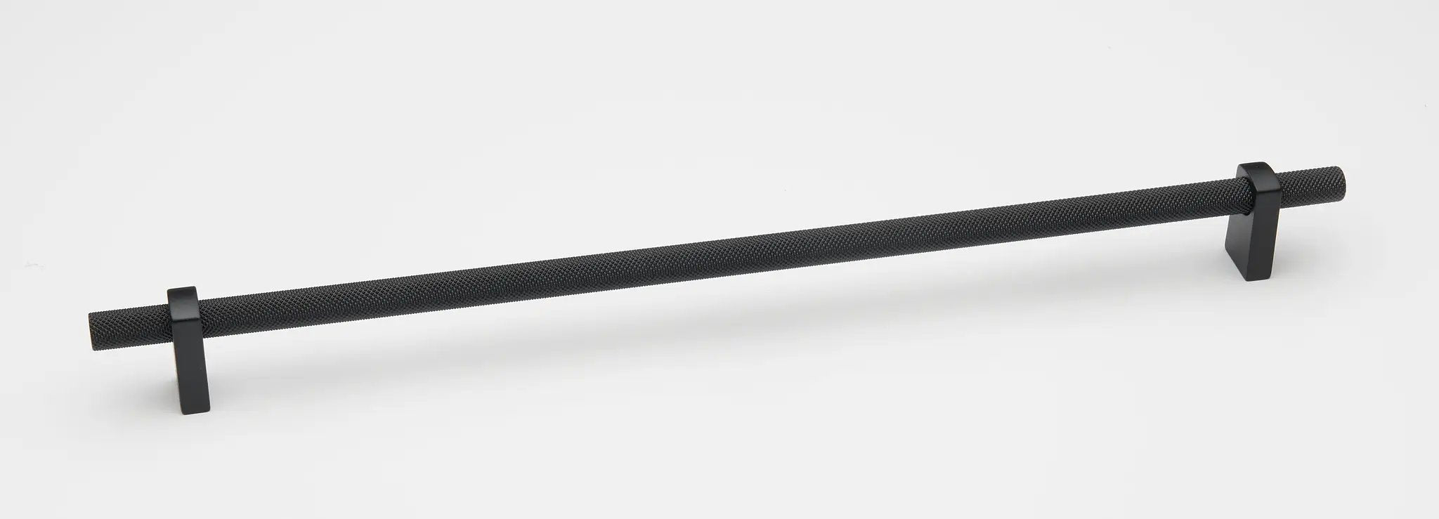 Alno Vita Bella 18" Appliance Pull Knurled Bar by Alno