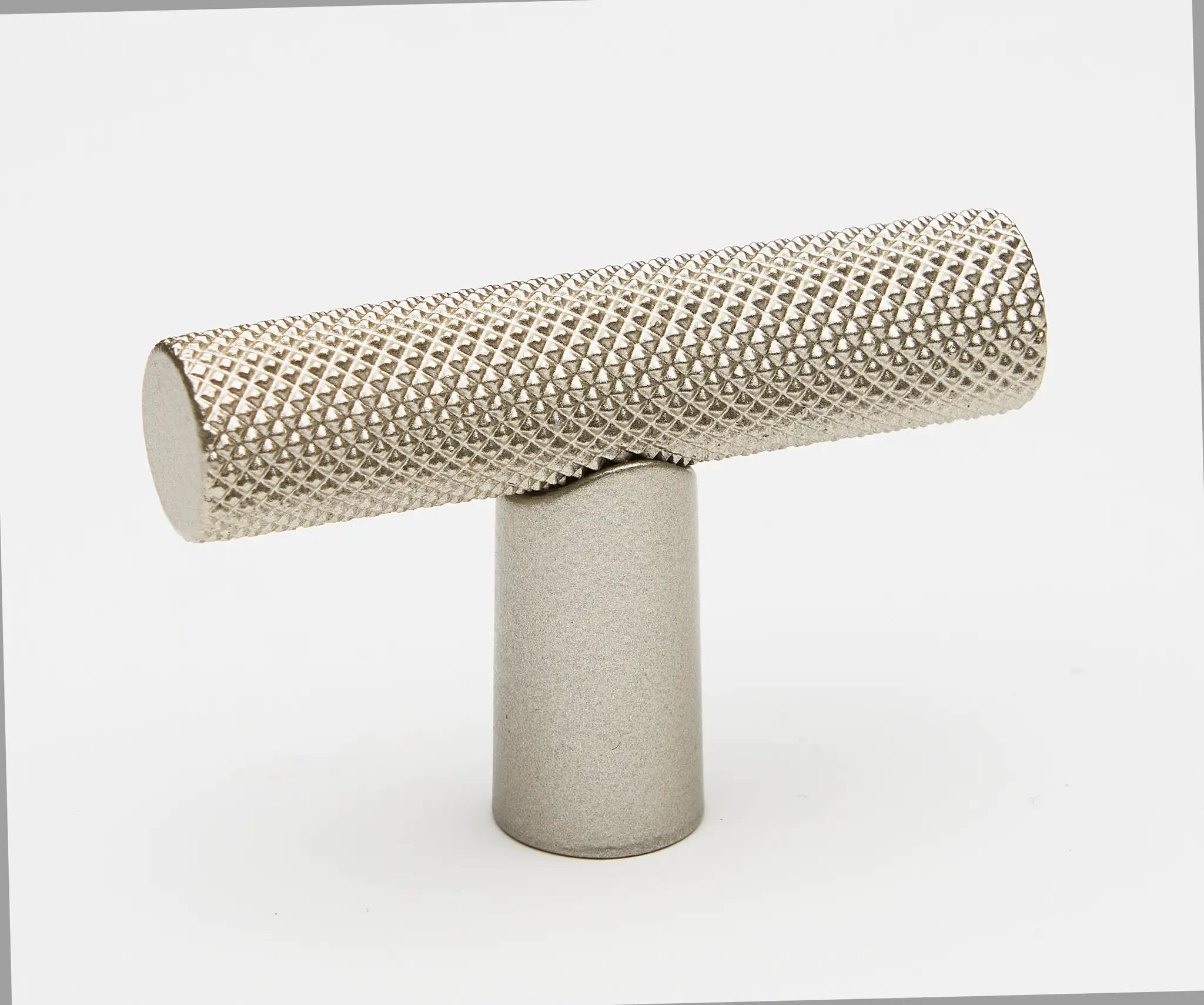 Alno Vita Bella T Knob Knurled Bar by Alno