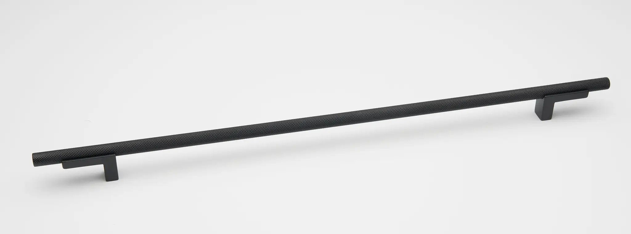 Alno Vita Bella 14" Pull Knurled Bar by Alno