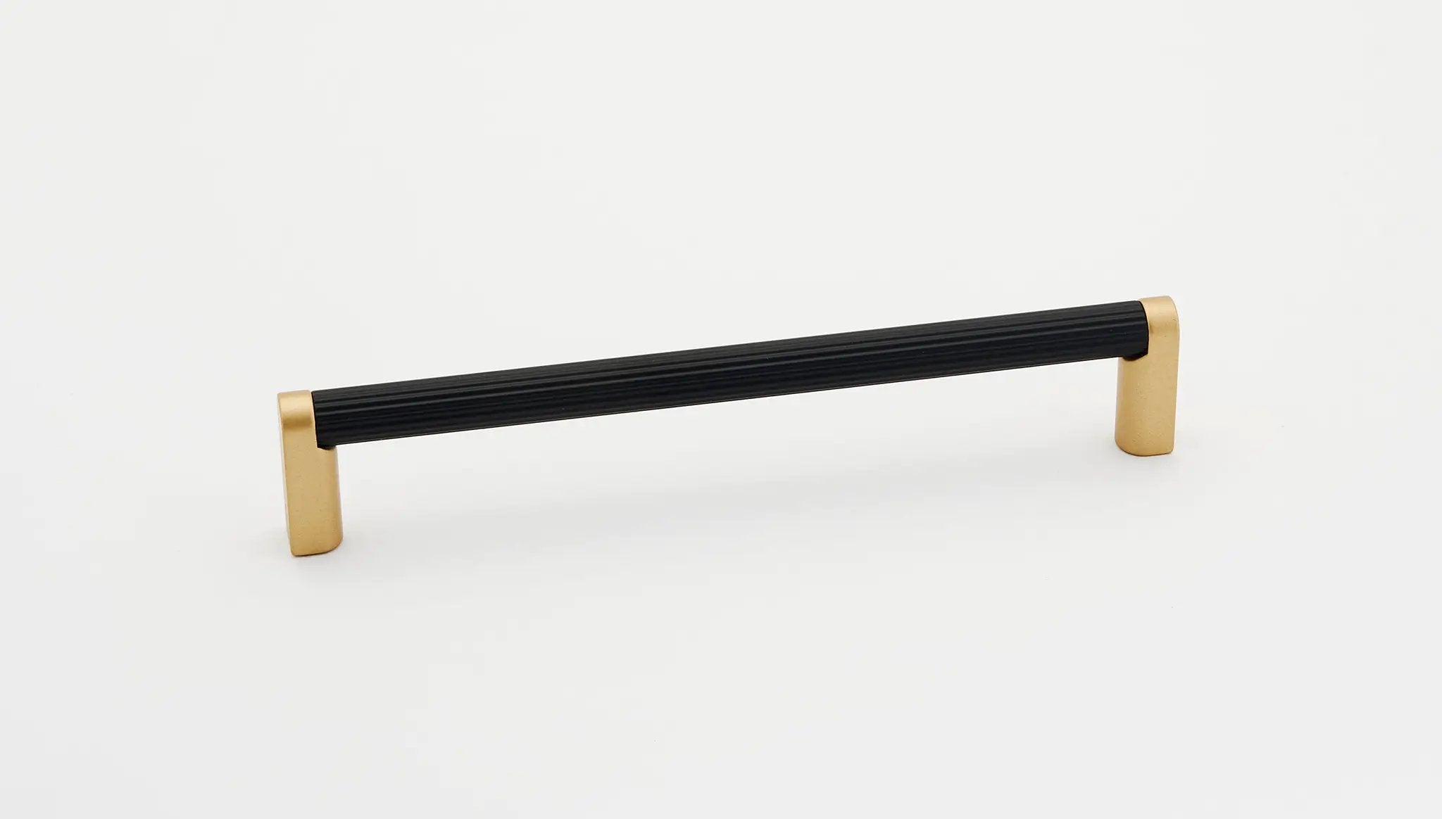 Alno Alta Moda 8" Pull Ribbed Bar by Alno