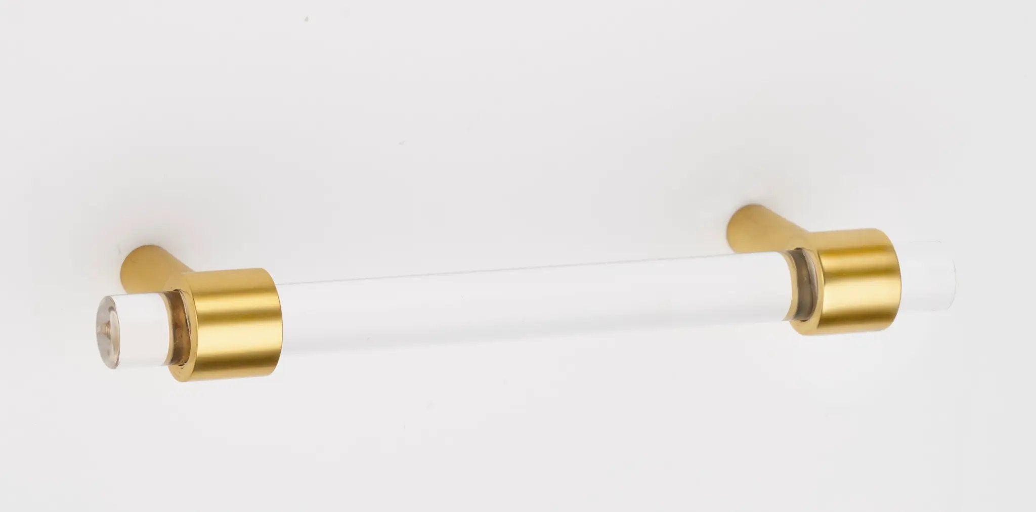 Alno Contemporary Acrylic 4" Pull by Alno