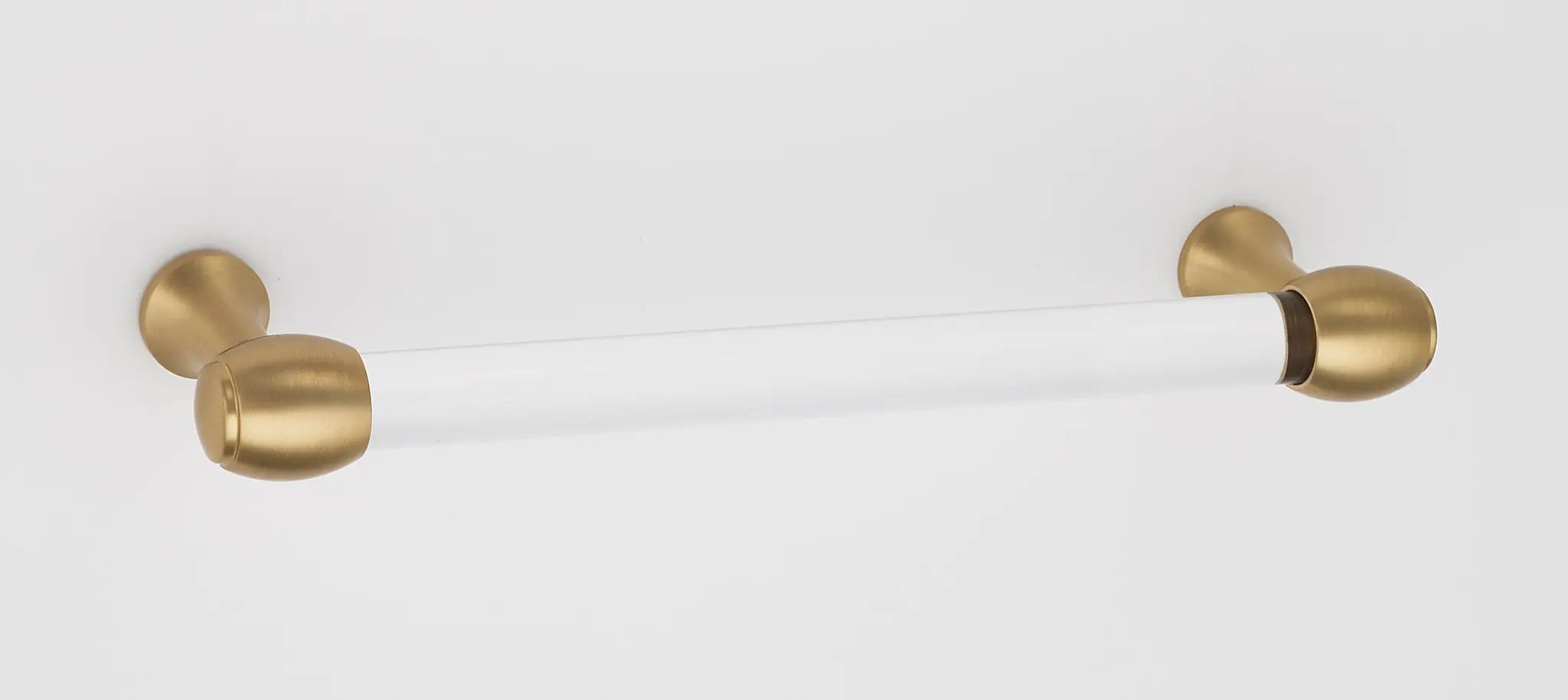 Alno Royale Acrylic 6" Pull by Alno