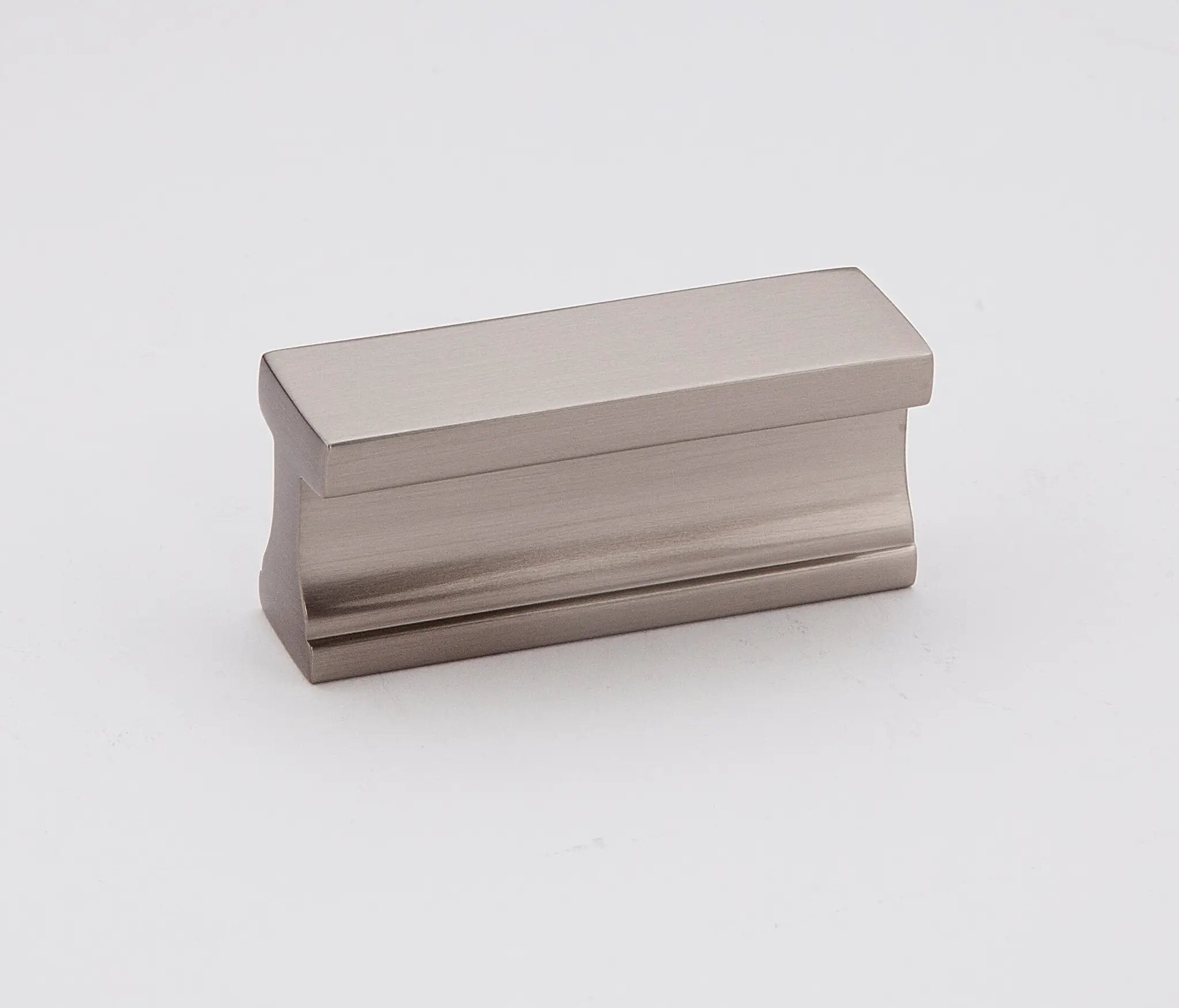 Alno Linear 1 1/2" Pull by Alno