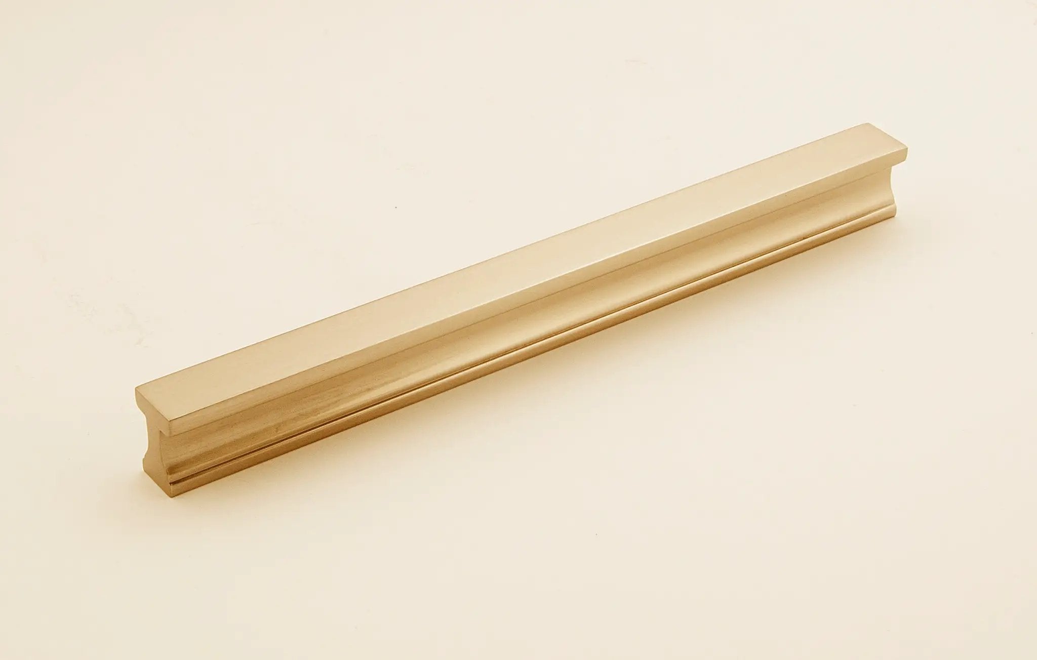 Alno Linear 8" Pull by Alno
