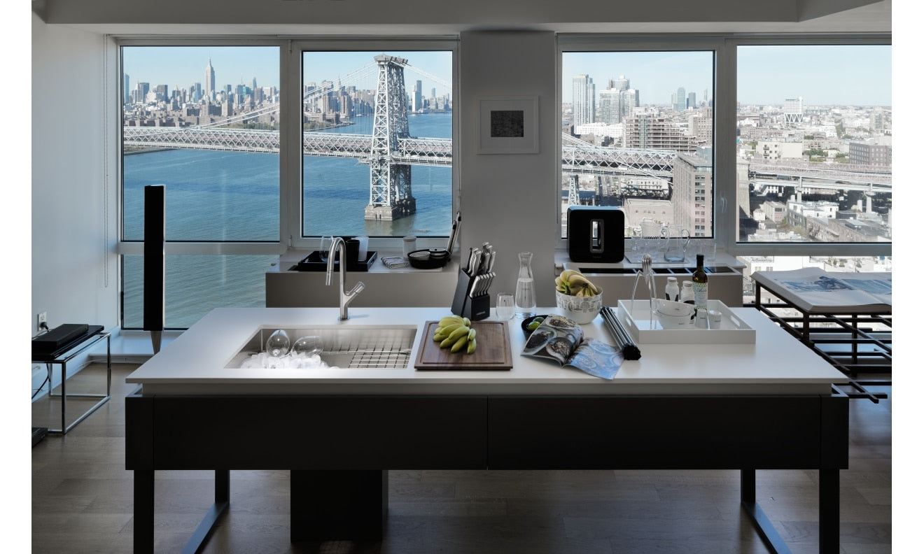 stainless steel sink