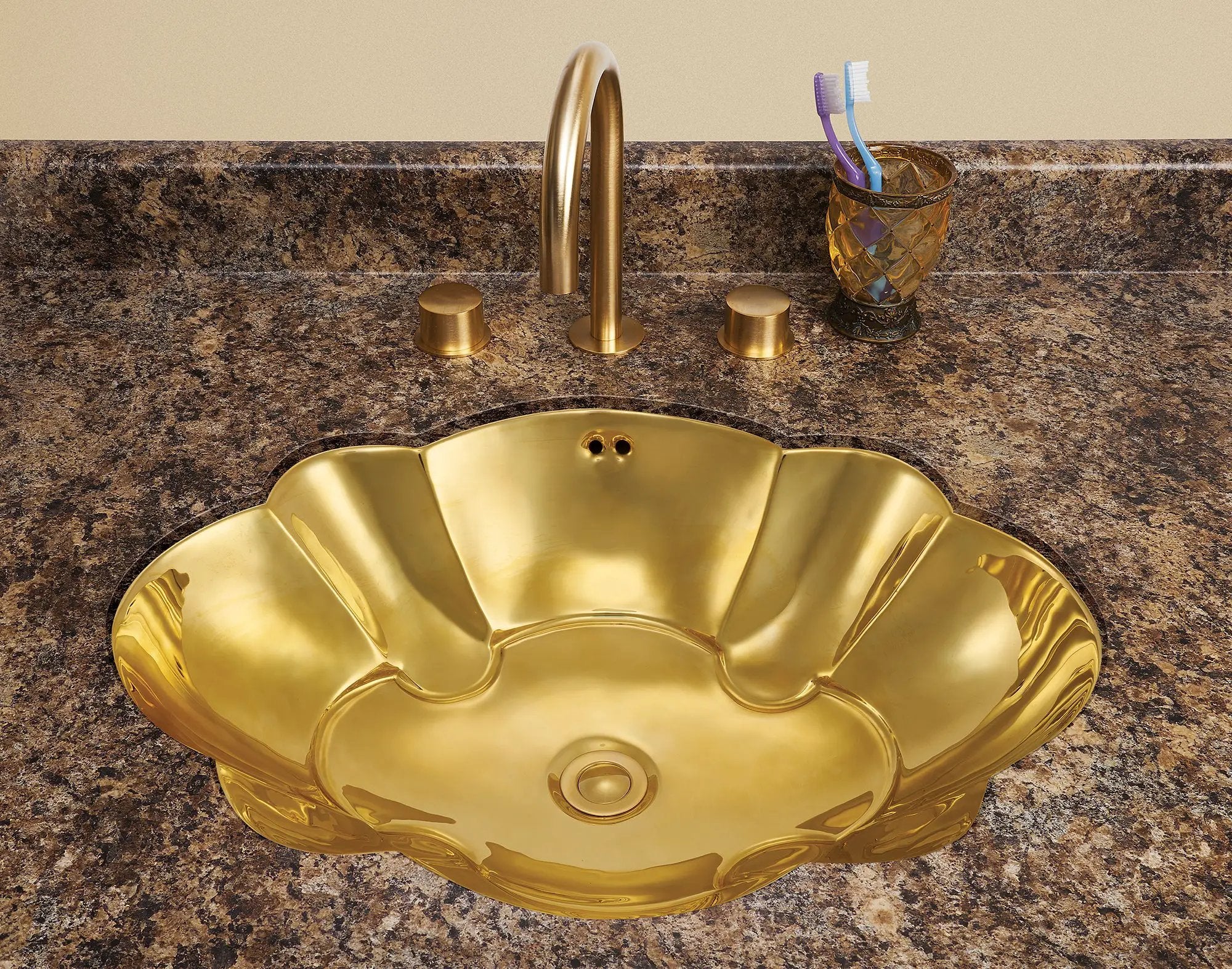 Bates and Bates B1822 Marie Antoinette Bathroom Sink