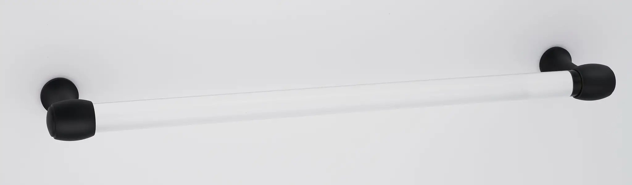 Alno Royale Acrylic 18" Pull by Alno